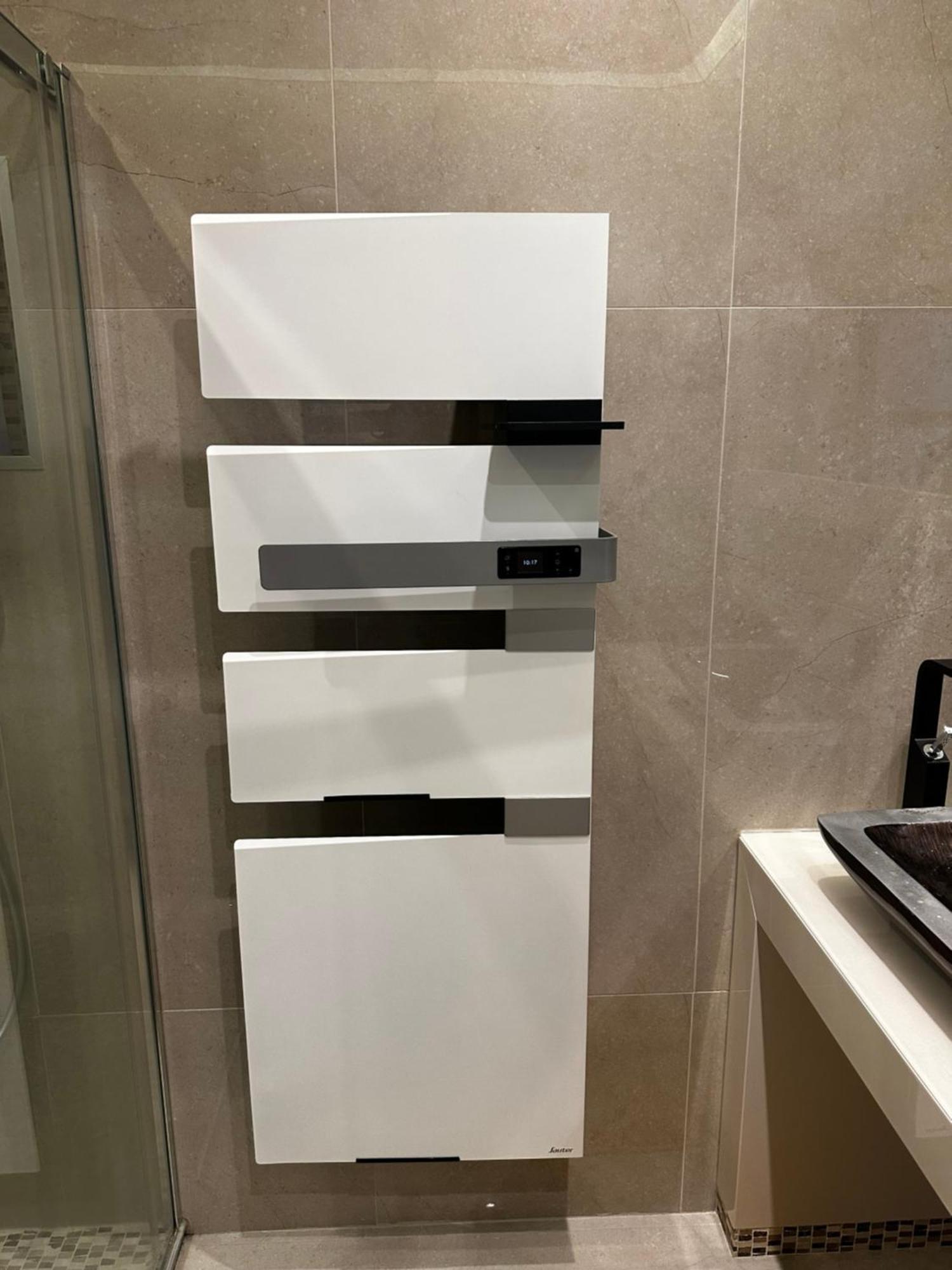 L'Emperador Apartment Reims Bilik gambar