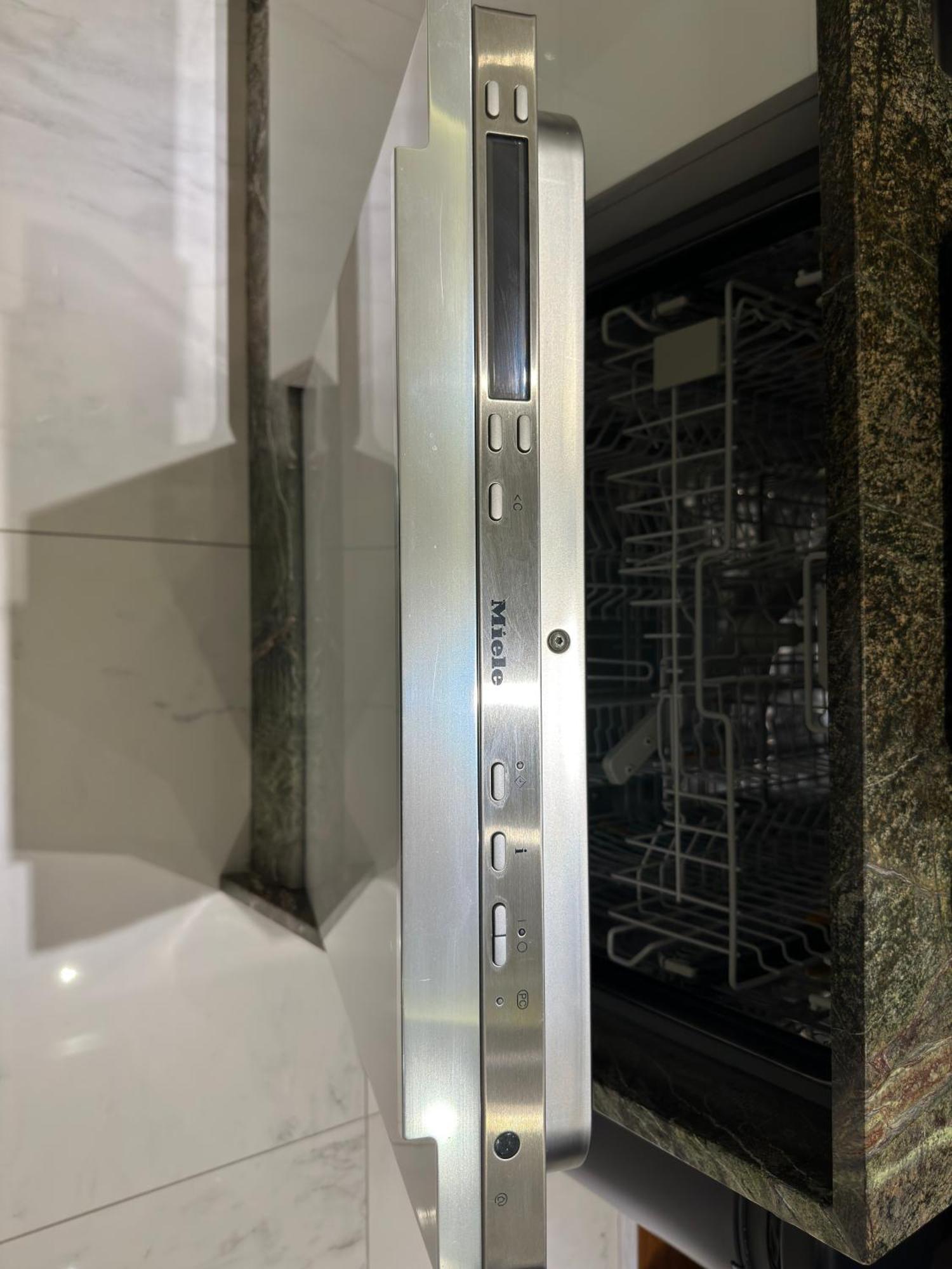 L'Emperador Apartment Reims Bilik gambar