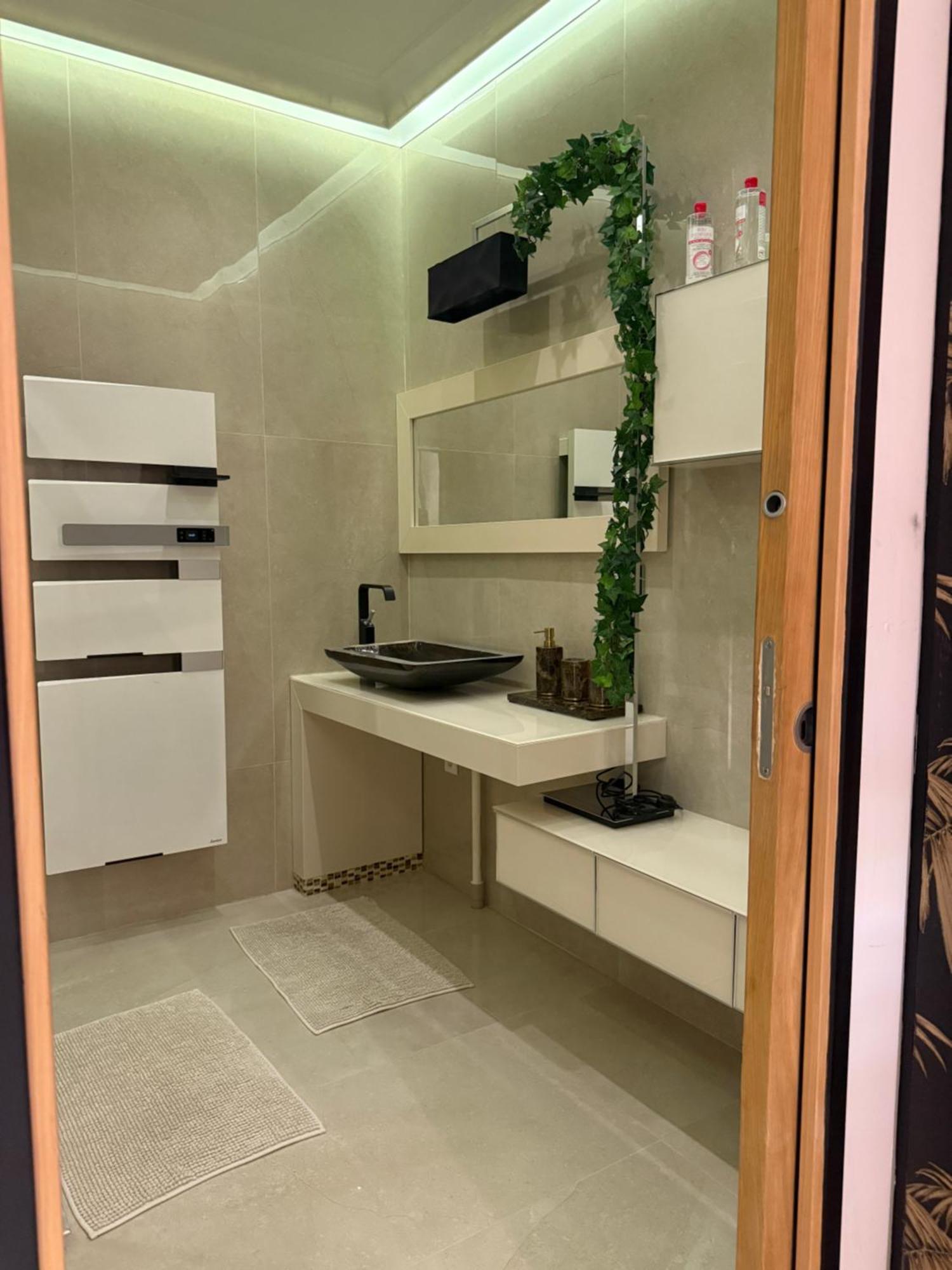 L'Emperador Apartment Reims Luaran gambar