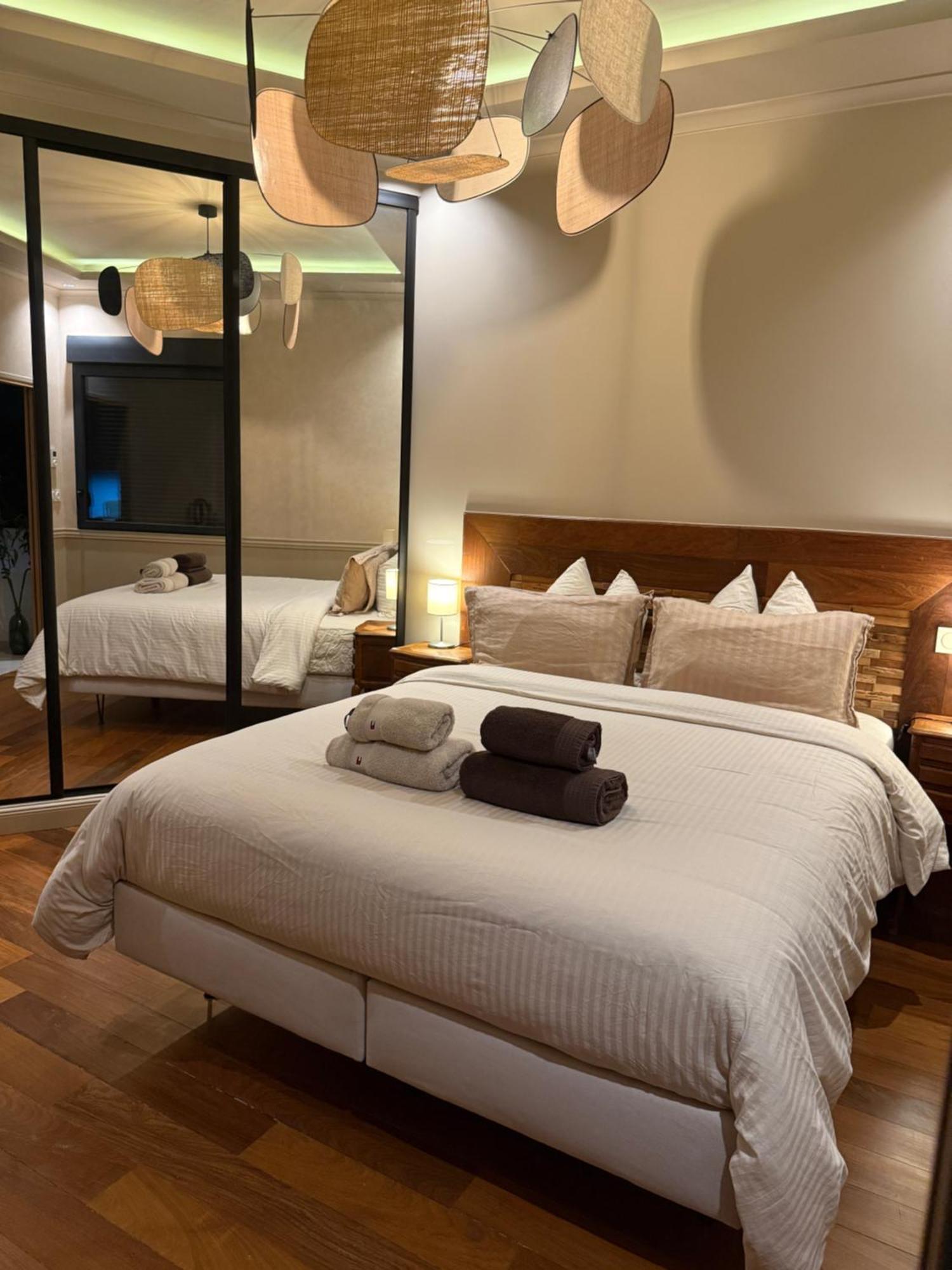 L'Emperador Apartment Reims Luaran gambar